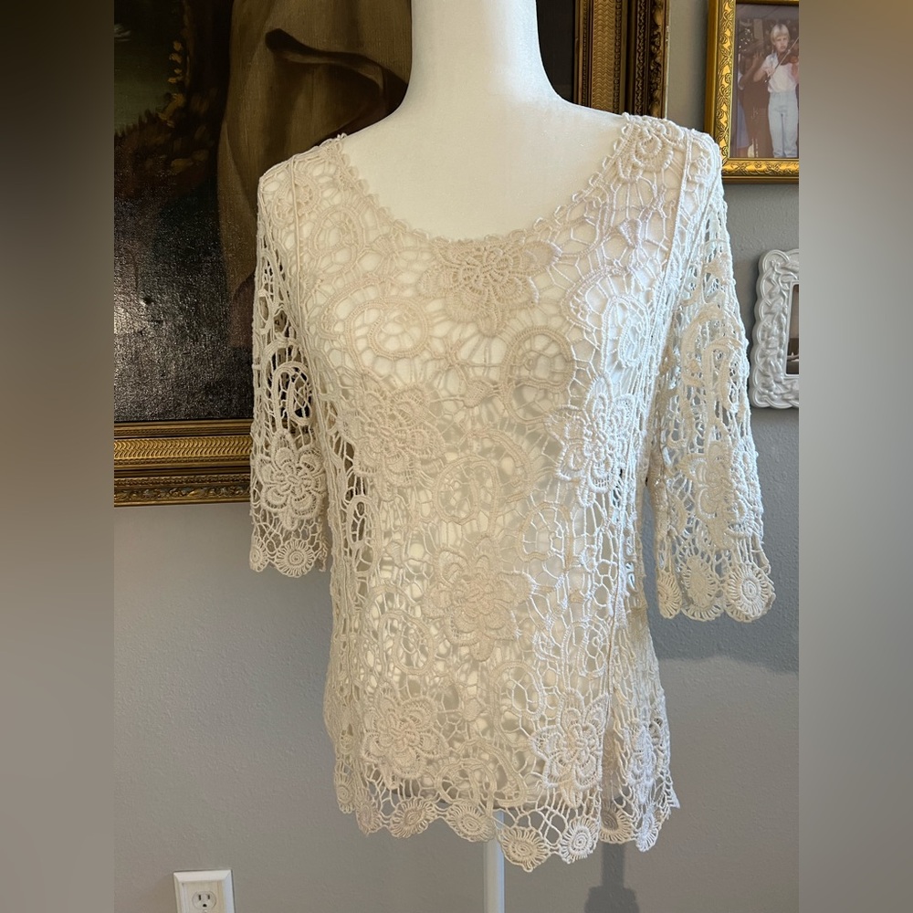 Dressbarn Cream Lace Blouse with Long Sleeves
